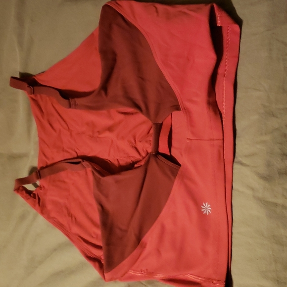 Athleta long line crop tank - Picture 2 of 4